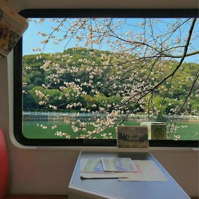 背景图|云朵|天空|蓝色系|唯美，背景图片2022新款（分享一些朋友圈背景图）