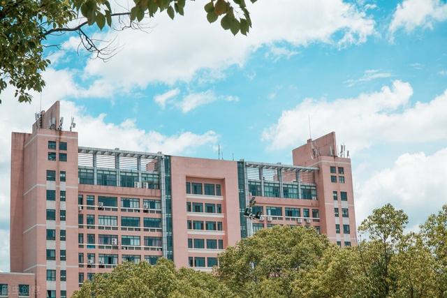 上饶师范学院怎么样，排名好不好（江西省师范类大学优选榜单新鲜出炉）