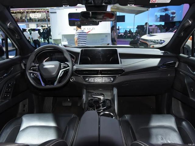 越野车suv排行榜大通d90pro，最省油的越野车有哪些（2.0T爆发500N·m,后差速锁+5/6/7座,比哈弗H9硬）