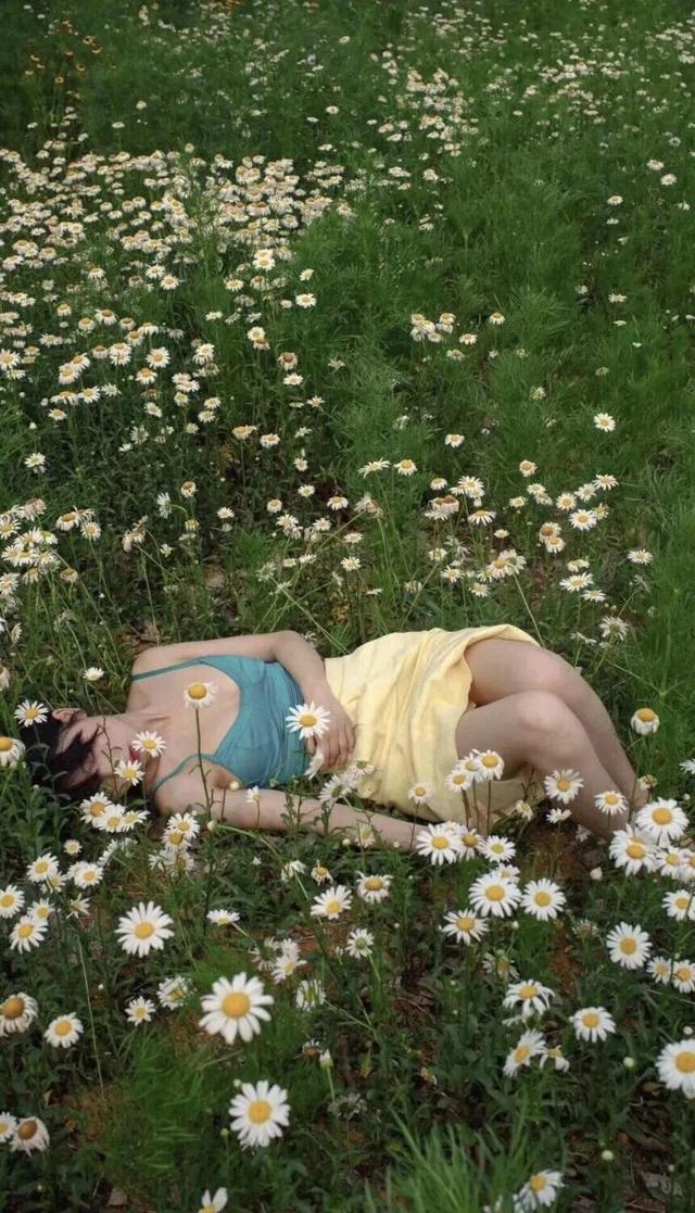 另类欧美：ihateu，微信头像，另类欧美：ihateu（欧美头像‖活在当下）