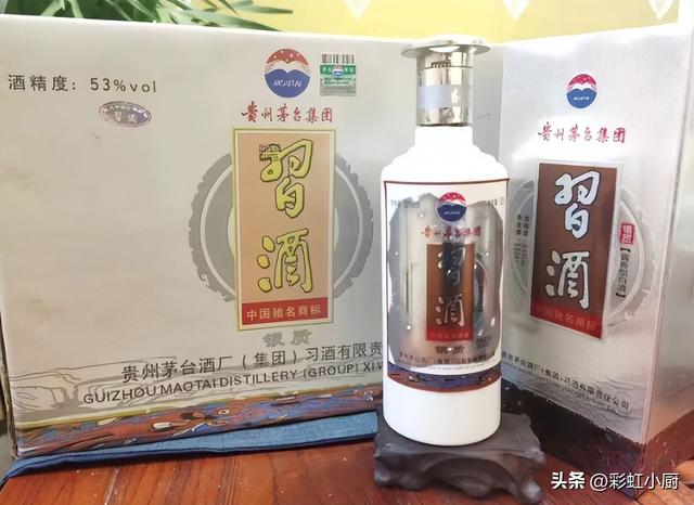 红酒开瓶后可以存放多长时间，一瓶红酒开封后可以存放多久（放10年还能喝吗）