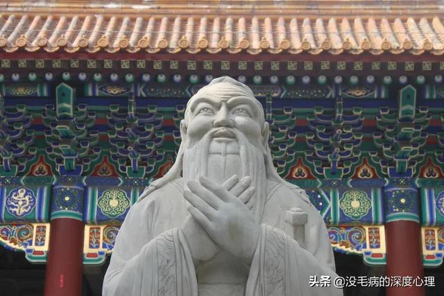 教师文明礼仪规范，教师文明礼仪规范细则（“文明礼仪”漫谈）