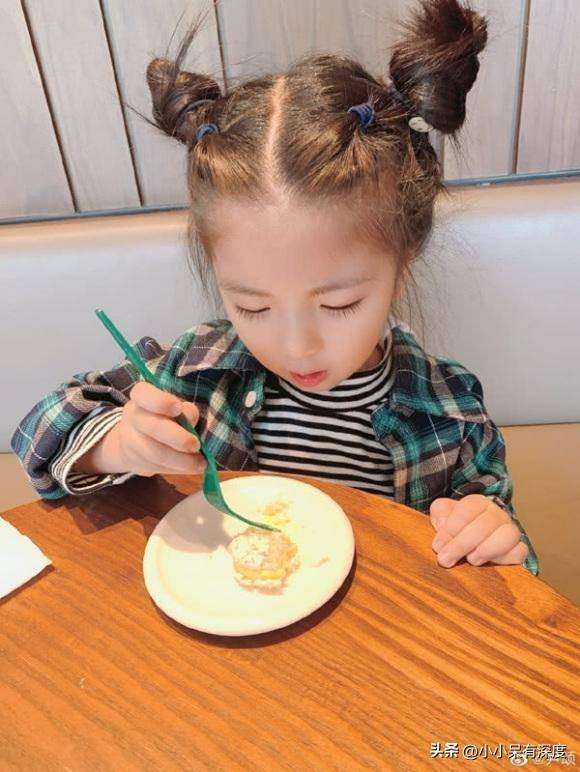 尹颂的资料盘点，尹颂简介（央视主持人尹颂）