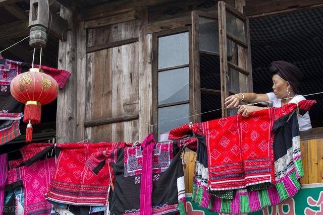 六月六是什么节日，有什么习俗（各地都有不同的风俗和传统美食）