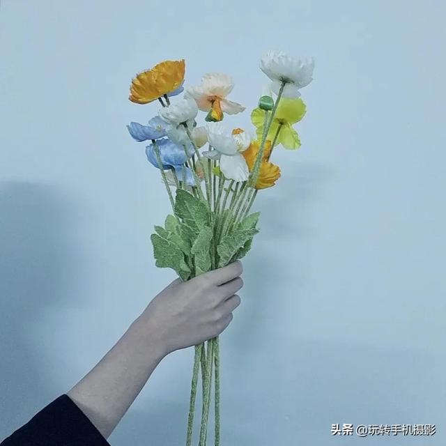 女生模糊头像微信，女生模糊头像（不露脸微信头像自拍）