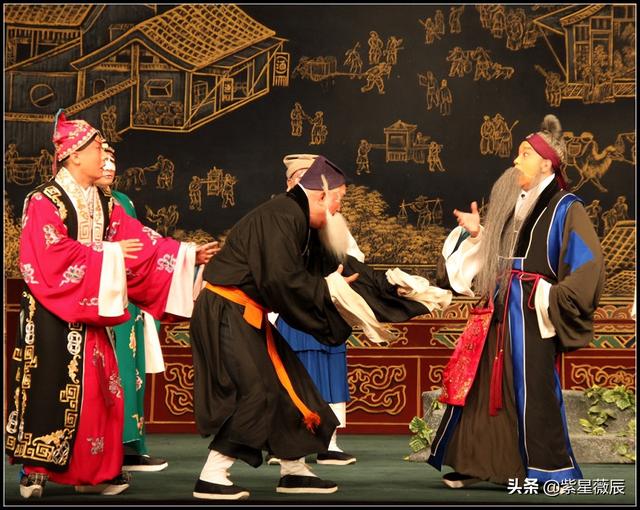 范进中举多少岁，范进中举的时候有多少岁（却很少有人知道他后来有多厉害）