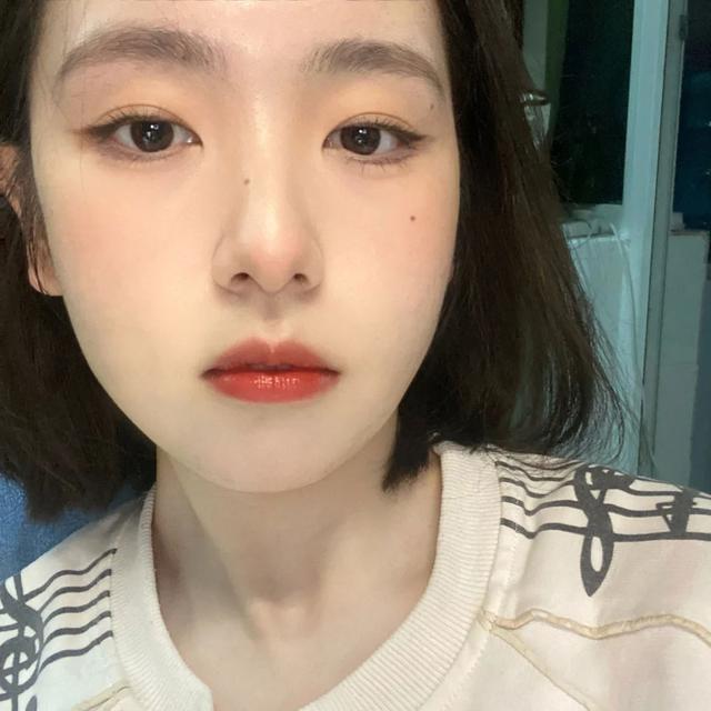 如何画出内眼线，新手上路陪练多少钱一天（手残党都可以学会的内双眼线）