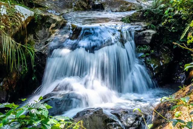 中国最宽的瀑布，中国最宽的瀑布是什么（位于广州从化区——千泷沟大瀑布）