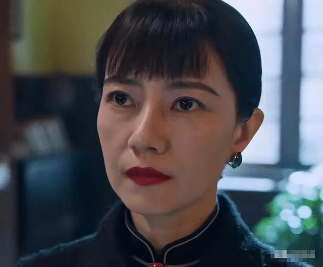 金喜善整容前后，金喜善如今现状（跟中国同龄女演员们比整没整一目了然）