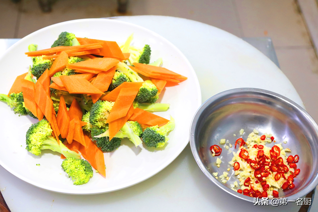 清淡的菜譜家常菜,清淡菜譜家常菜做法(試試這5道清淡素食菜)