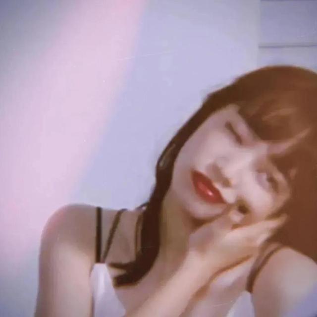 微笑女生头像微信，微笑女生头像（美女微信头像#）