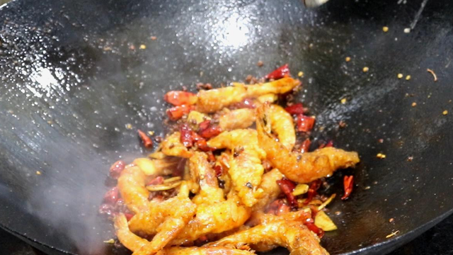 虾怎么做好吃又简单，虾怎么做好吃又简单 水煮虾（教你5道大虾的做法）