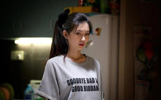 性感女人江疏影的奇葩情史：两个男人，一个玩消失，一个不再宠她