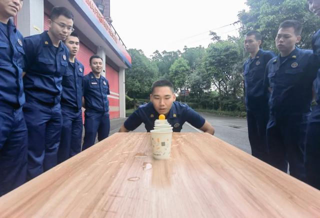 青春奋斗物语，青春奋斗物语演员表（奋斗的青春，在路上）