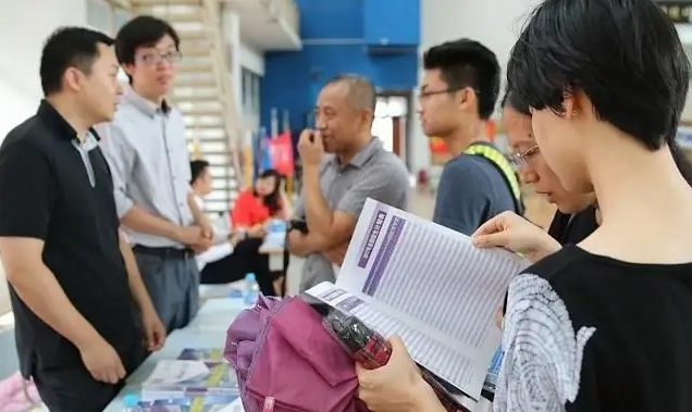 熟悉专业有何特长，有关文秘熟悉专业有何特长怎么填（6种不同类型的考生）