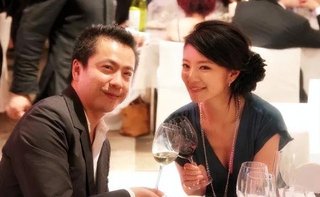 安以轩老公大她多少岁，安以轩老公大她多少岁了（陈荣炼因涉不法经营赌博被正式起诉）