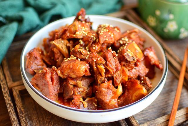 2,炖排骨时,排骨到底要不要焯水?正确做法在这里,原来一直做错了