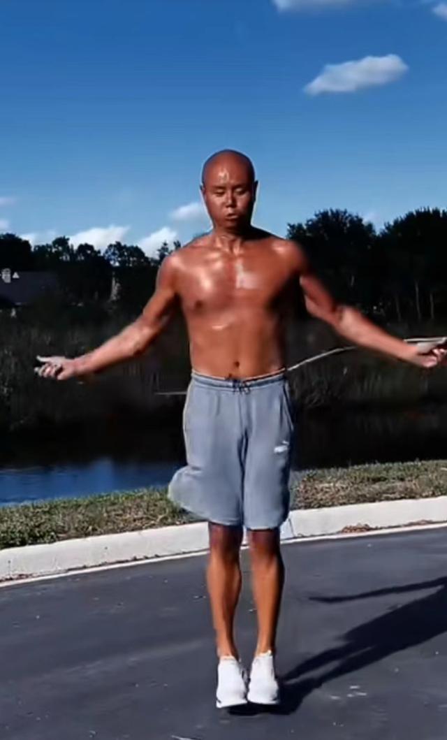 乐嘉去哪了，乐嘉去哪里了（47岁乐嘉在美国分享近况）