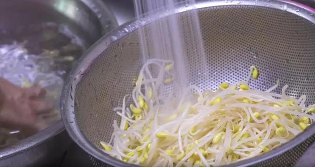 美食做法大全菜谱窍门，美食的做法大全家常菜（超好吃的韩国小菜做法）