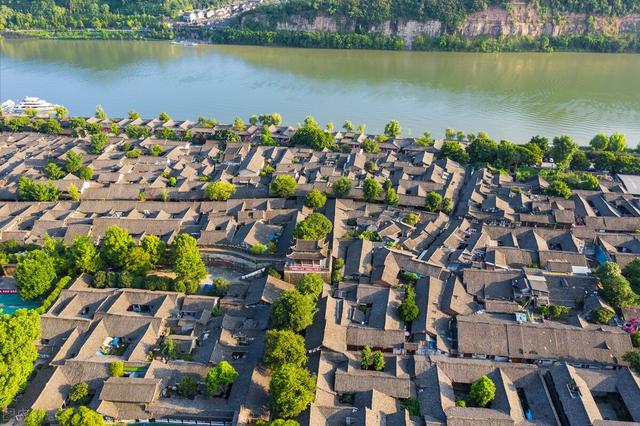 阆中旅游攻略和住宿攻略，一个以风水著称的千年古城