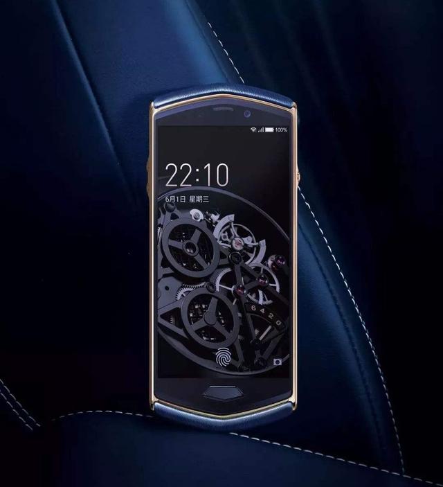 8848手机怎么样，8848的7.9英寸手机怎么样（6+256G降8000后你会买吗）