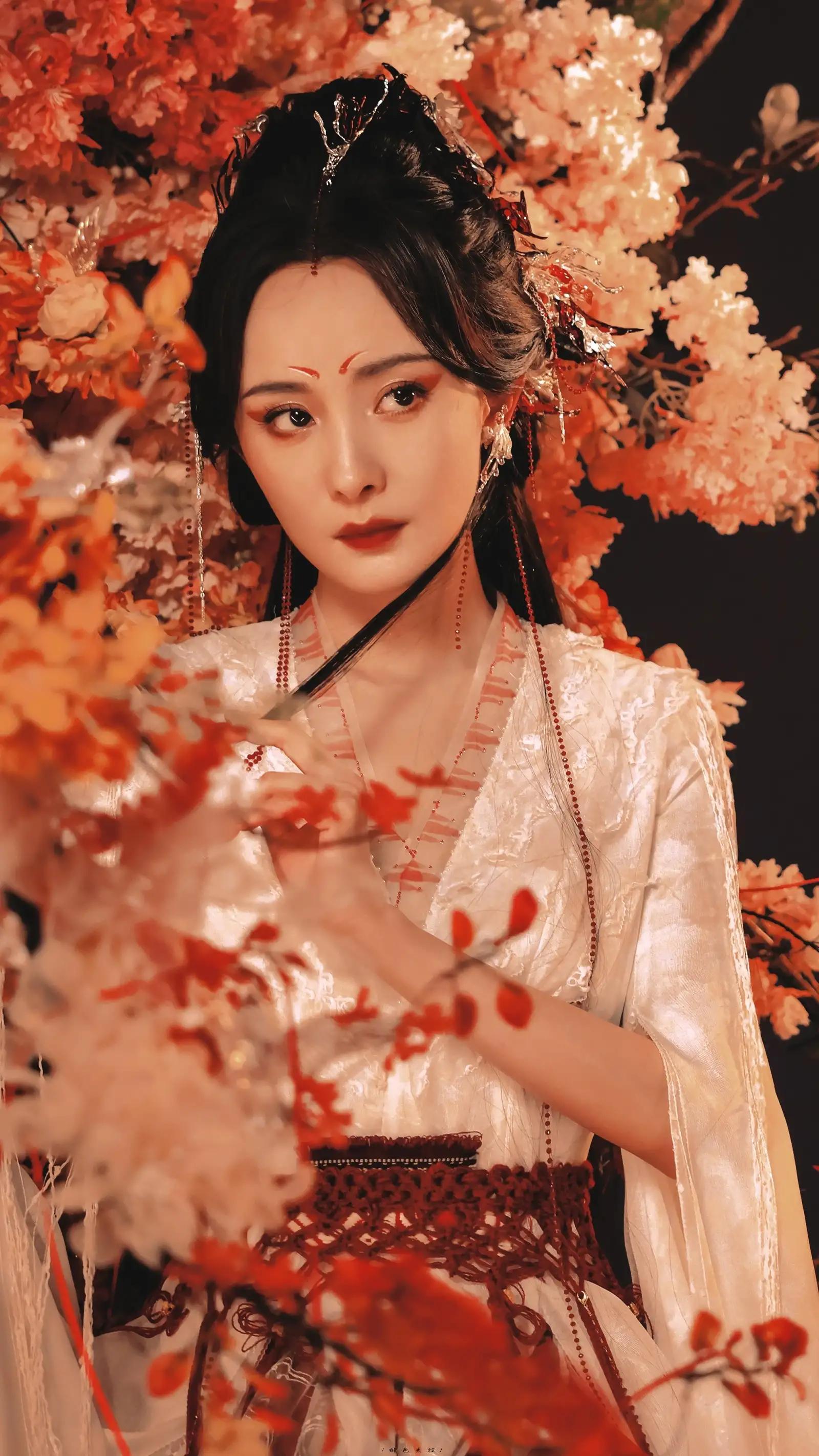 美图欣赏:杨幂狐妖小红娘造型蛊我惑我