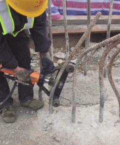 小耳朵是什么意思，微信界面有个小耳朵是什么意思（看着都不像一个人好吗）