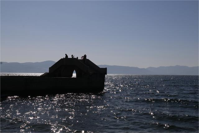 抚仙湖旅游，抚仙湖旅游攻略（胡言摄影抚仙湖16年的50幅照片）