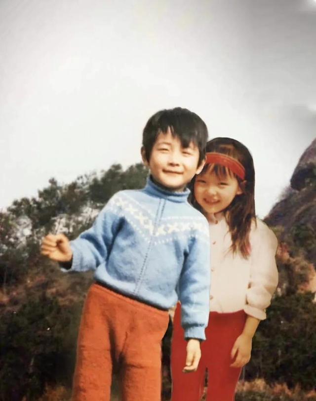 结婚十年发朋友圈低调，结婚十年怎么发朋友圈感言（他们结婚十年仍旧恩爱如此）