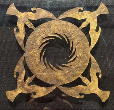 四鸟绕日的含义，四鸟绕日是什么标志（一套12个四鸟奔日图案金箔）