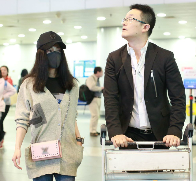 姚笛现状如何，身材高挑气质十足（姚笛：和文章当街拥吻）