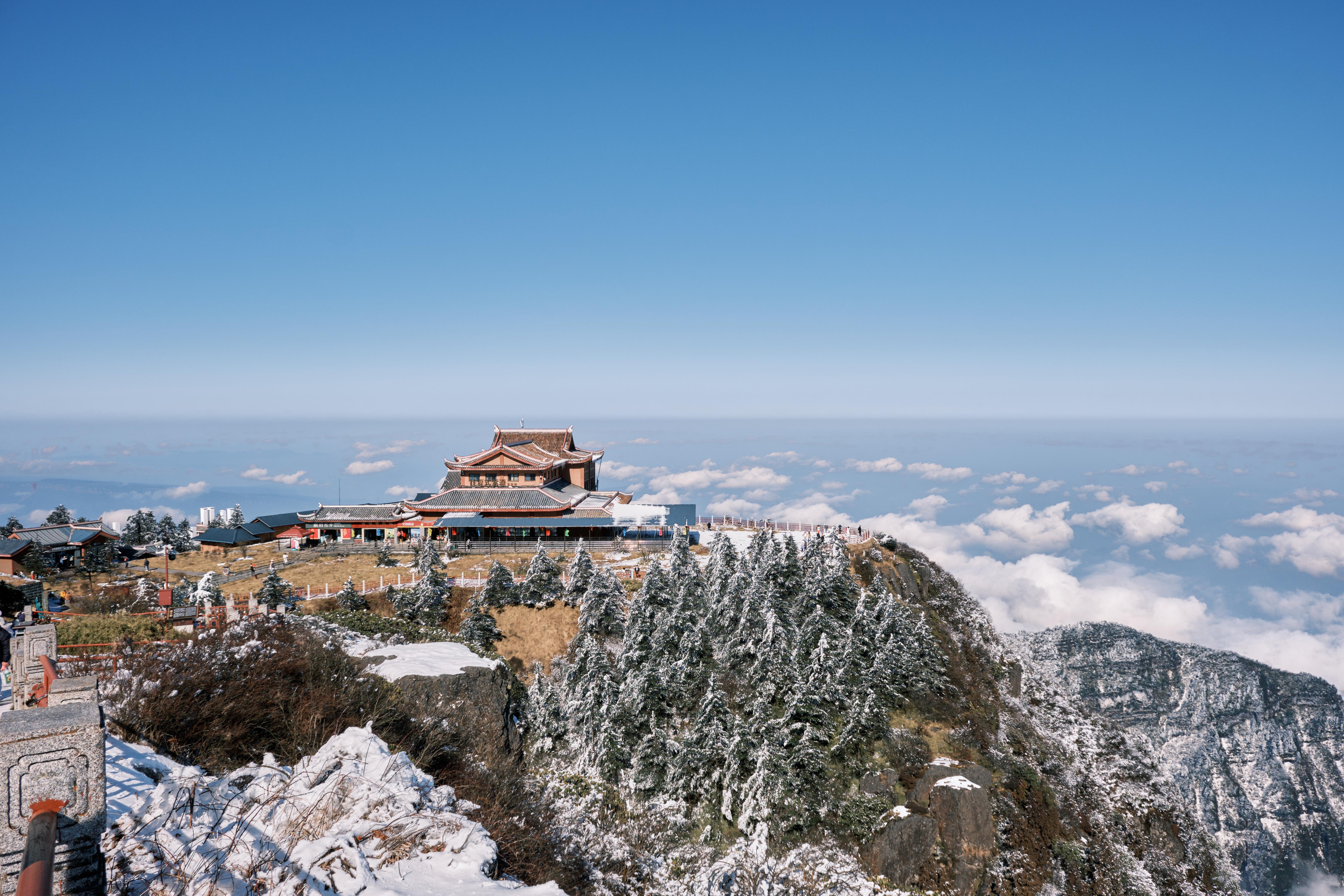 世界十大名山，世界十大名山排名榜（中国十大名山 你登过几个）