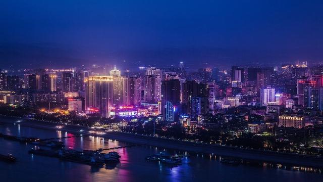 三角肌中束，三角肌中束拉伸（全国将建10个核心城市群）