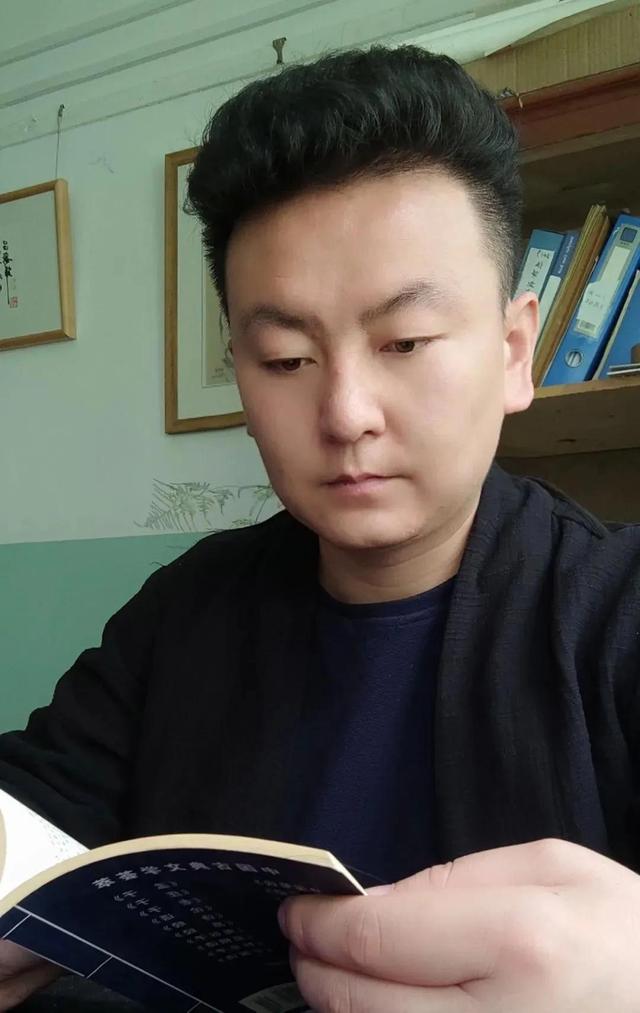 新疆艺术学院研究生，2019新疆艺术学院研究生分数线汇总（新疆艺术学院首届8名书法硕士研究生作品欣赏）