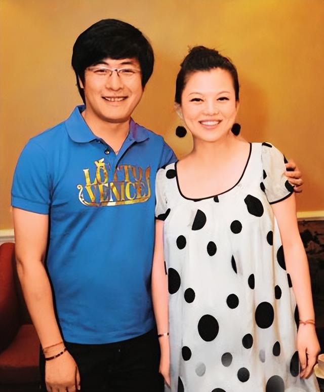 李湘与李厚霖离婚16年：她再婚后又离婚，他为何至今单身？