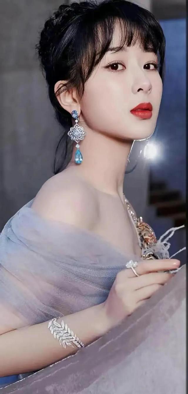 演员杨紫写真，杨紫，余生请多指教写真集分享