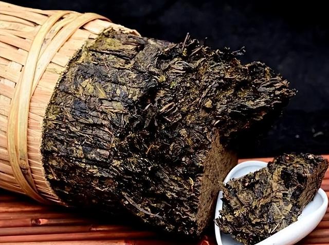 老鹰茶的功效和作用，老鹰茶的功效与作用有哪些（5杯“高锌茶”常喝）