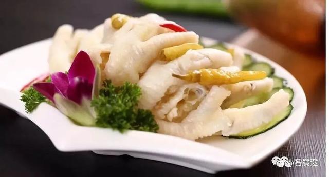 川味红烧肥肠怎么做，川味红烧肥肠的家常做法大全（这些做法值得大家参考）