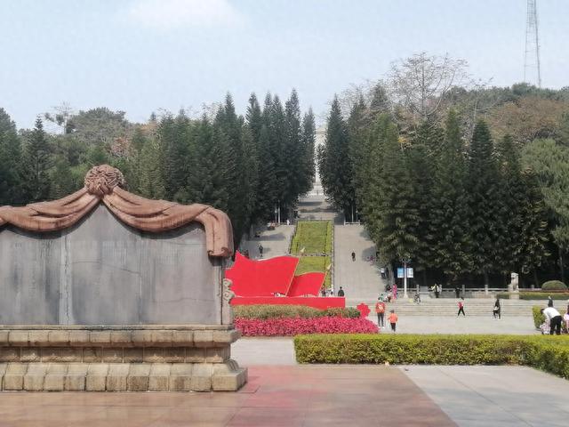 人民公园—南宁最中心最老最热闹的公园