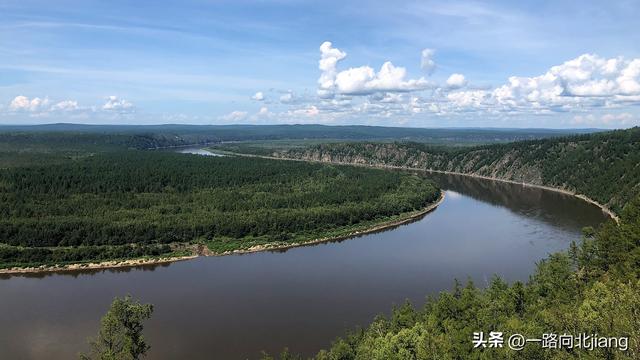 从中国的最北边到最南边有多远，从中国的最北边到最南边有多远呢（中国陆地可达的最北点在哪里）