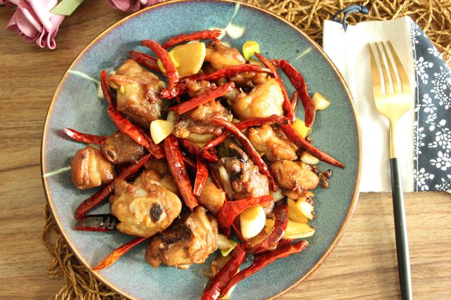 川菜做法大全，川菜做法大全魔芋烧鸭（分享10道家常川菜做法）