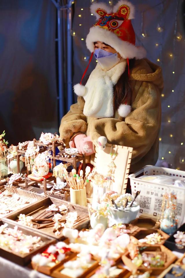 苏州旅游景点大全，苏州好玩的旅游景点（江南古镇、特色街区、绚丽之夜都在这）