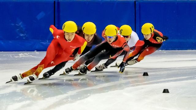 短道速滑的时速是多少，短道速滑的时速是多少米（时速高达50公里）