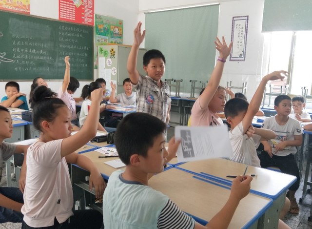 班级名称大全有特色，小学班级名称大全有特色（小学生“点名册”让老师挠头）
