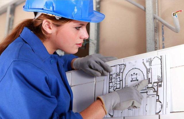 二级建造师难考吗，二建难考吗（工简教育：考二建难吗）