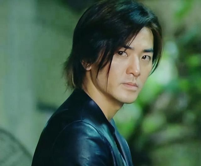 颜值天花板是什么意思，颜值天花板怎么回复（什么叫仪表堂堂、风流倜傥）