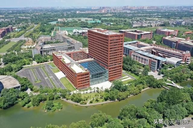 西南交通大学犀浦校区地址，2021西南交通大学地址在哪里（西南交大犀浦校区3号教学楼、丰德成达中心）