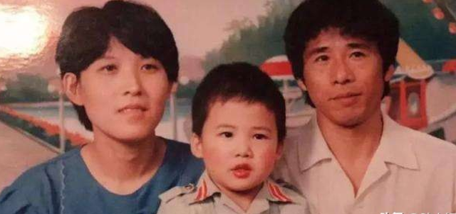 倍儿爽大张伟歌词，大张伟的倍儿爽歌（靠《倍儿爽》翻红）