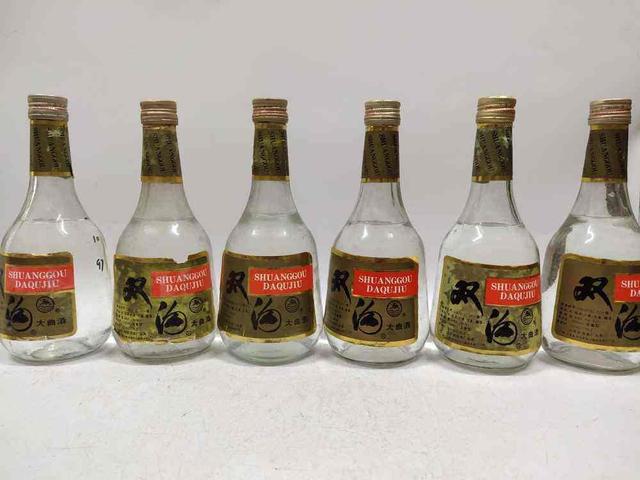 江苏白酒品牌都有哪些，江苏都有什么牌子白酒（江苏人爱喝的5款好酒）