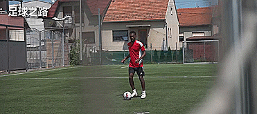 踢足球的三大技巧，踢足球的三大技巧是什么（这三个技巧必须要掌握）